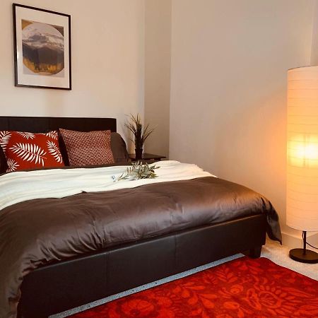 Stylish, Spacious & Luxurious Home - Parking Λίβερπουλ Εξωτερικό φωτογραφία